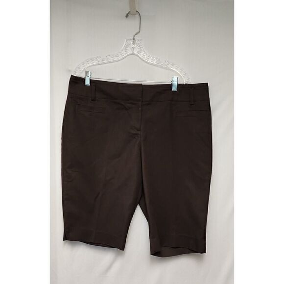 Apt. 9  Maxwell Fit  Bermuda Brown Short Size 18 NWT - Picture 3 of 5